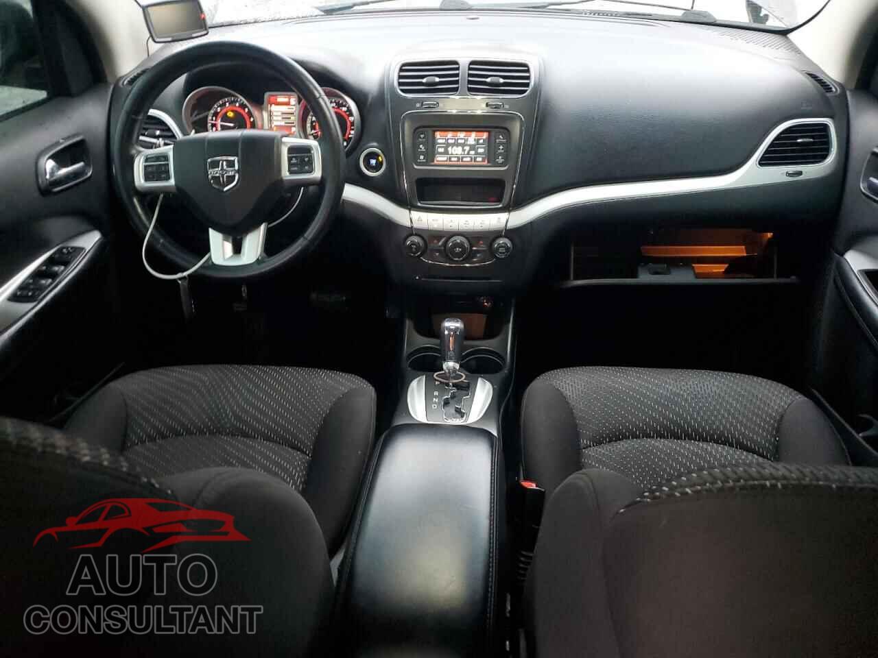 DODGE JOURNEY 2015 - 3C4PDCBG3FT630122