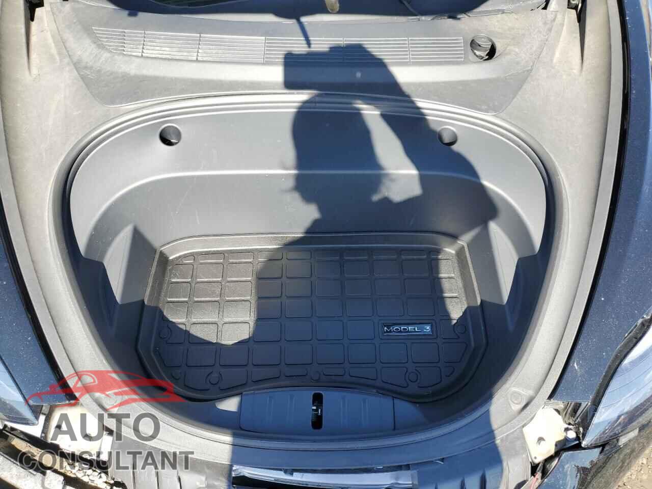 TESLA MODEL 3 2023 - 5YJ3E1EA0PF384377
