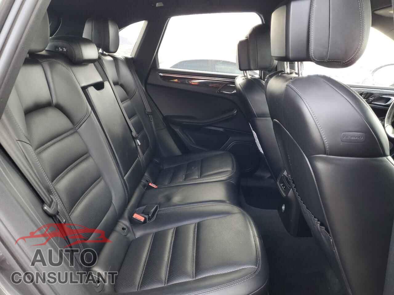 PORSCHE MACAN 2015 - WP1AB2A57FLB67272