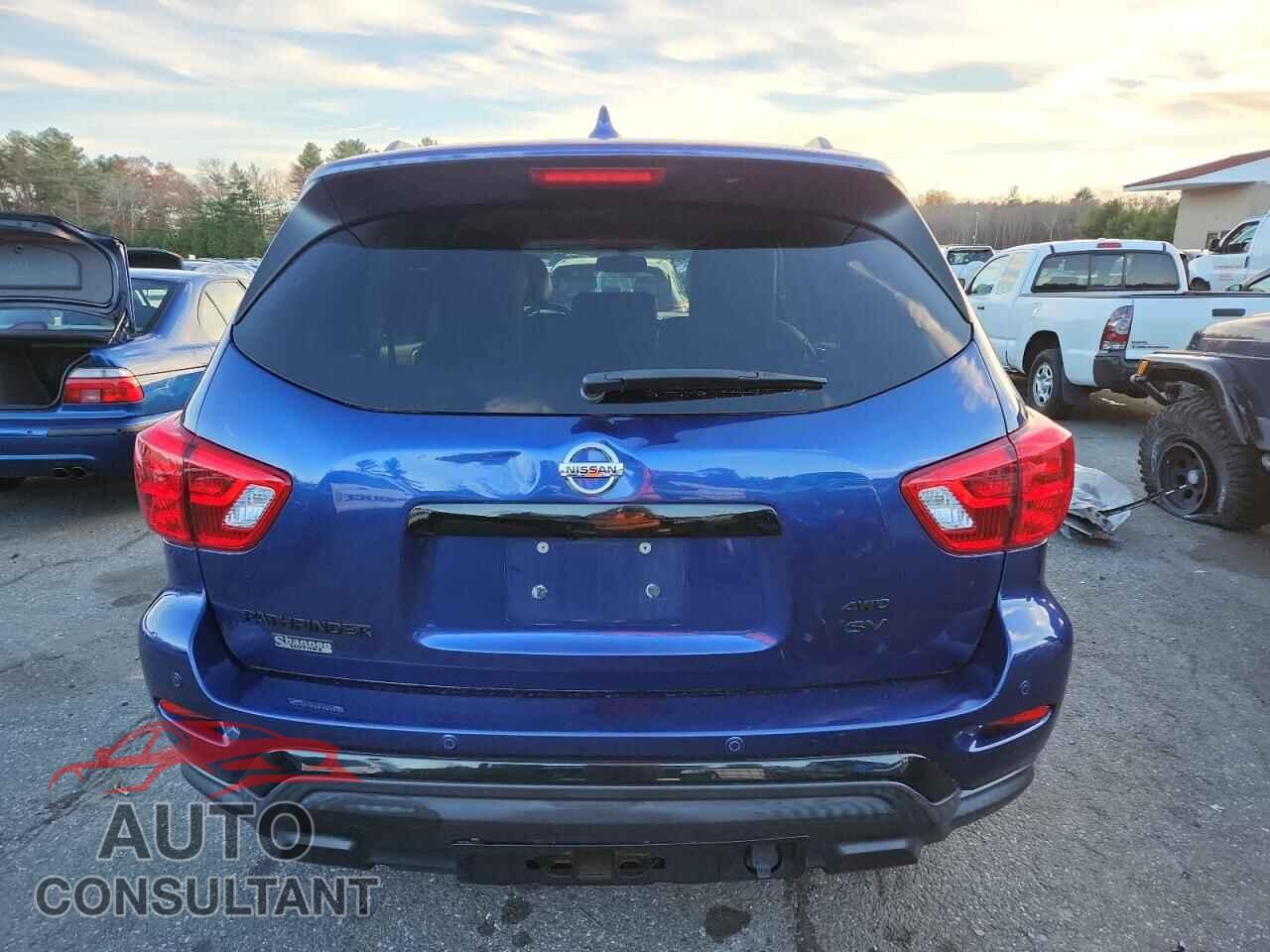 NISSAN PATHFINDER 2019 - 5N1DR2MM3KC643228