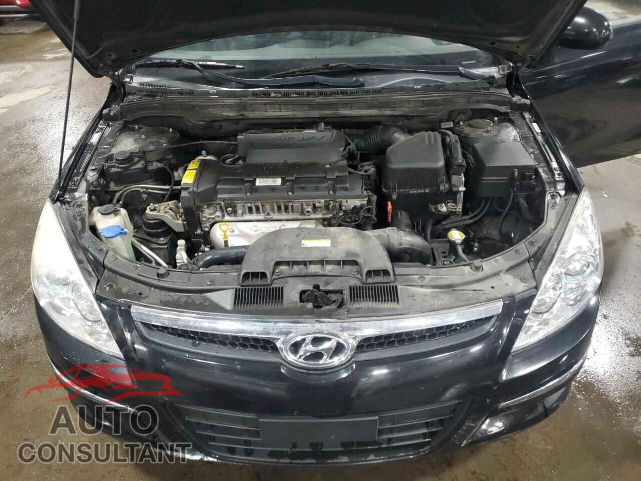 HYUNDAI ELANTRA 2011 - KMHDC8AE2BU100626