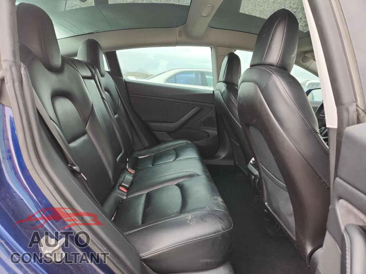 TESLA MODEL 3 2019 - 5YJ3E1EB9KF453990