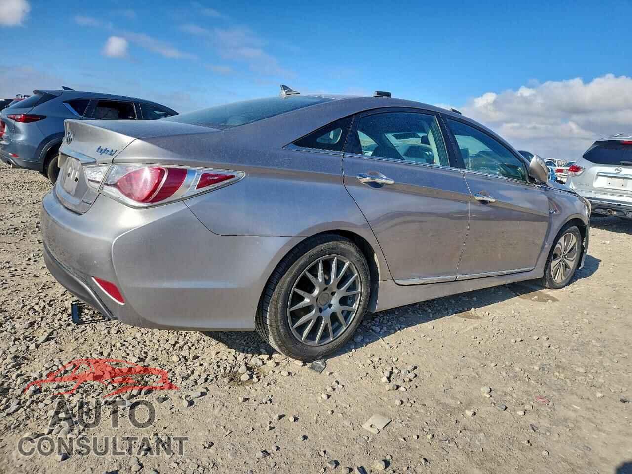 HYUNDAI SONATA 2014 - KMHEC4A40EA102854