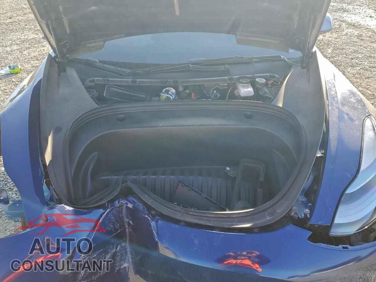 TESLA MODEL 3 2023 - 5YJ3E1EA5PF612745