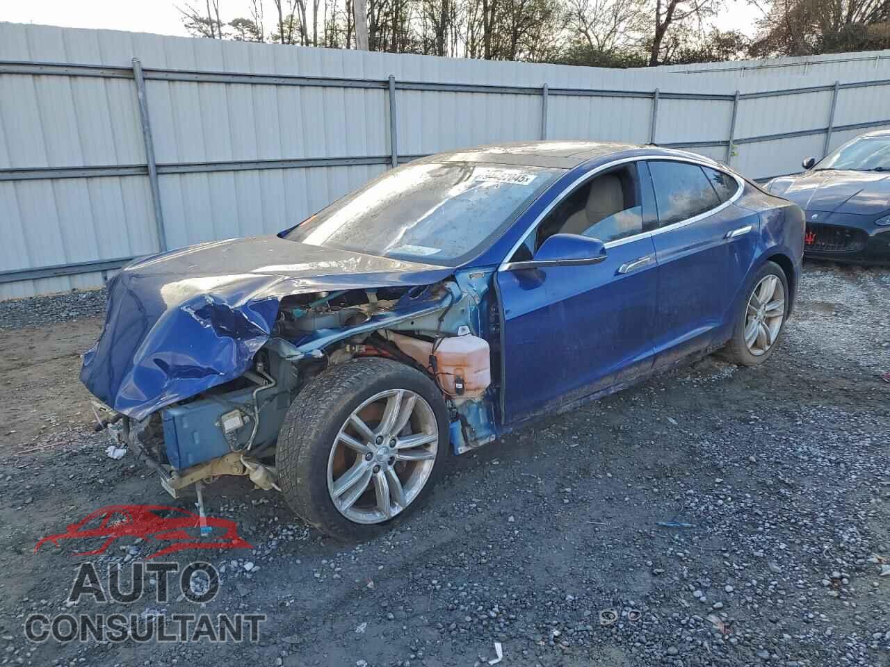 TESLA MODEL S 2015 - 5YJSA1E21FF114881