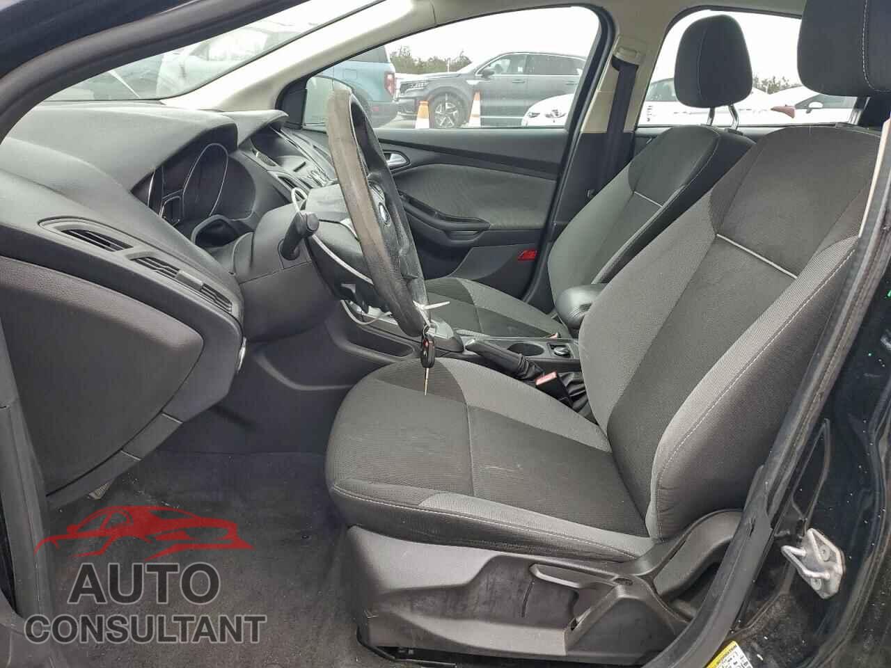 FORD FOCUS 2012 - 1FAHP3F25CL274117