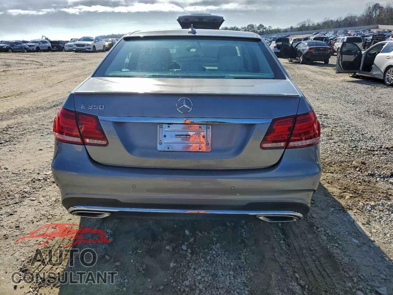 MERCEDES-BENZ E-CLASS 2015 - WDDHF5KB9FB104244