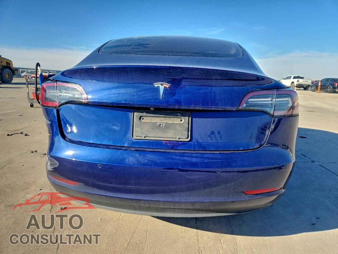 TESLA MODEL 3 2019 - 5YJ3E1EA2KF445205