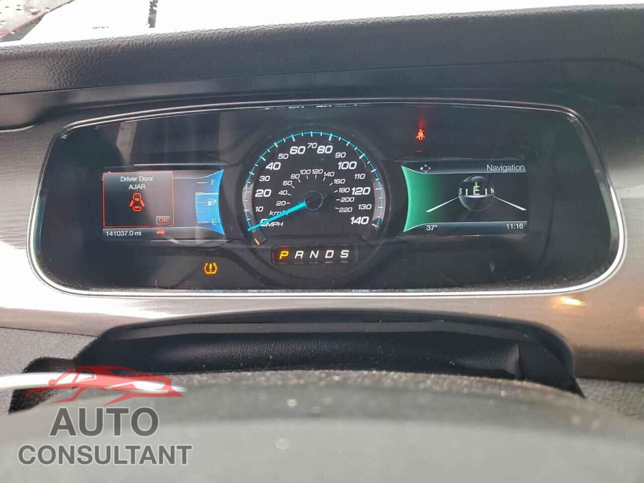 FORD TAURUS 2015 - 1FAHP2E85FG172460