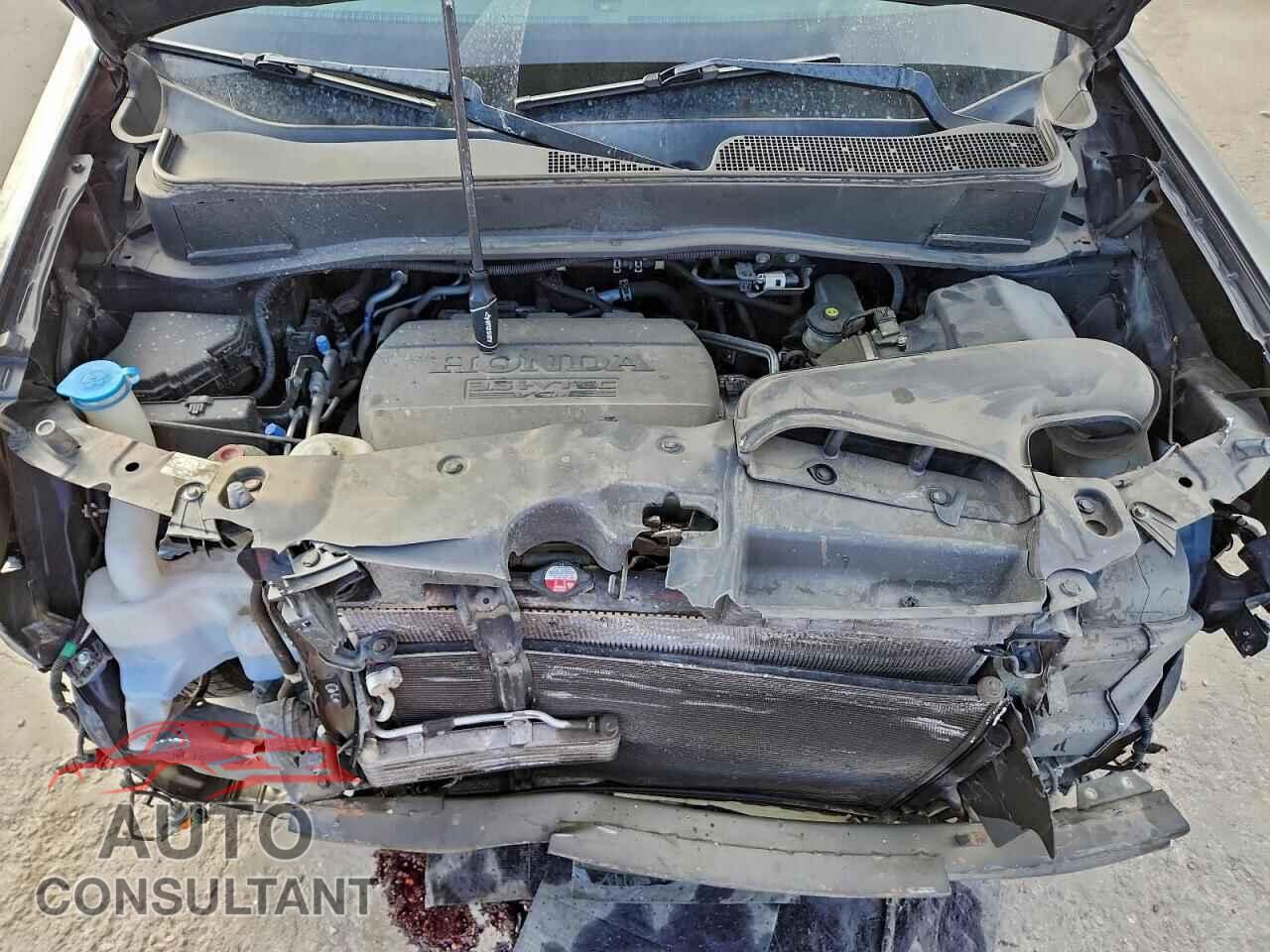HONDA PILOT 2013 - 5FNYF4H97DB020040