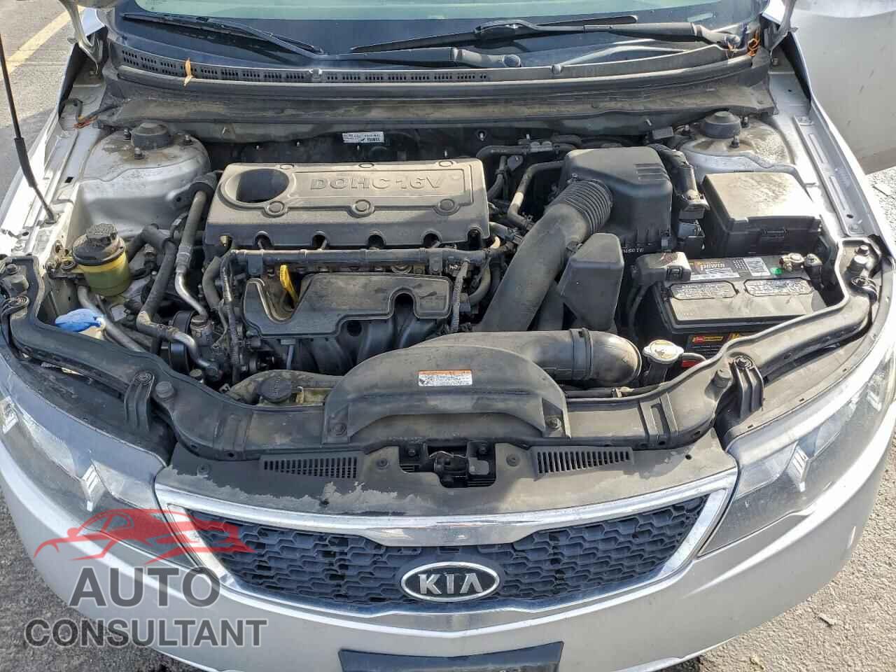 KIA FORTE 2011 - KNAFU4A21B5425929