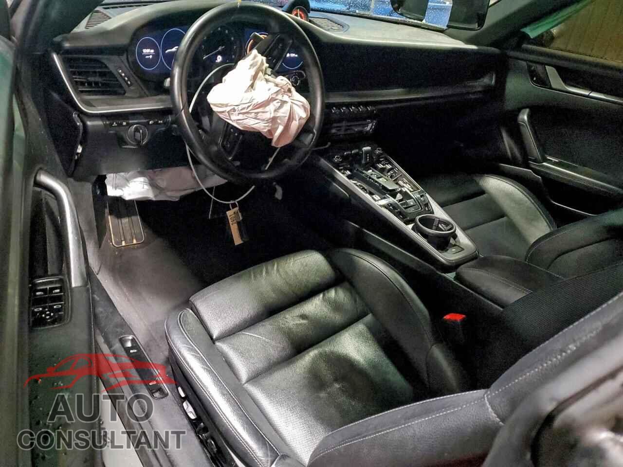 PORSCHE 911 2020 - WP0AA2A92LS205578