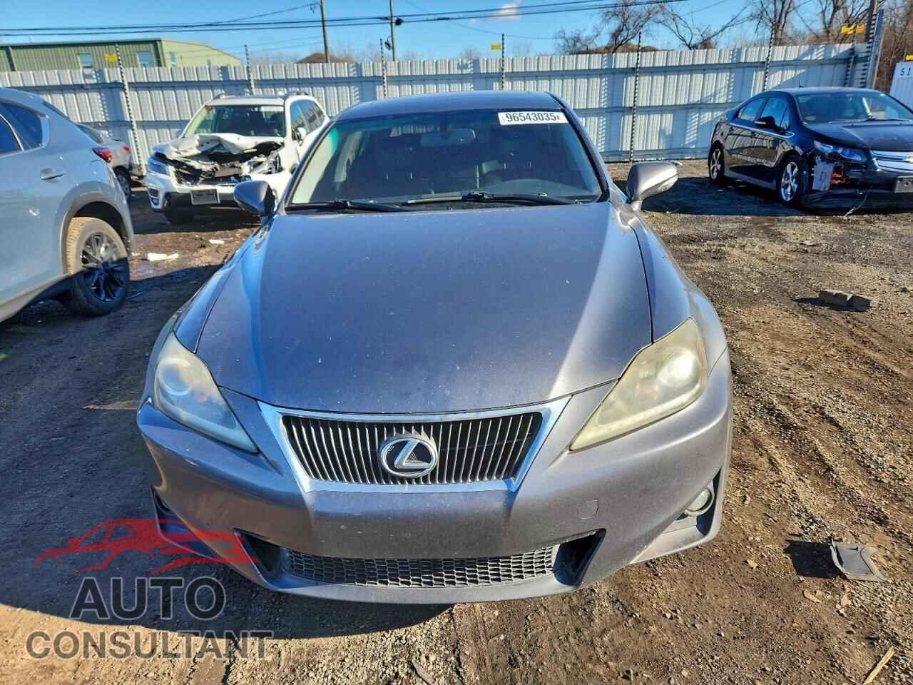 LEXUS IS 2012 - JTHCF5C22C5059840