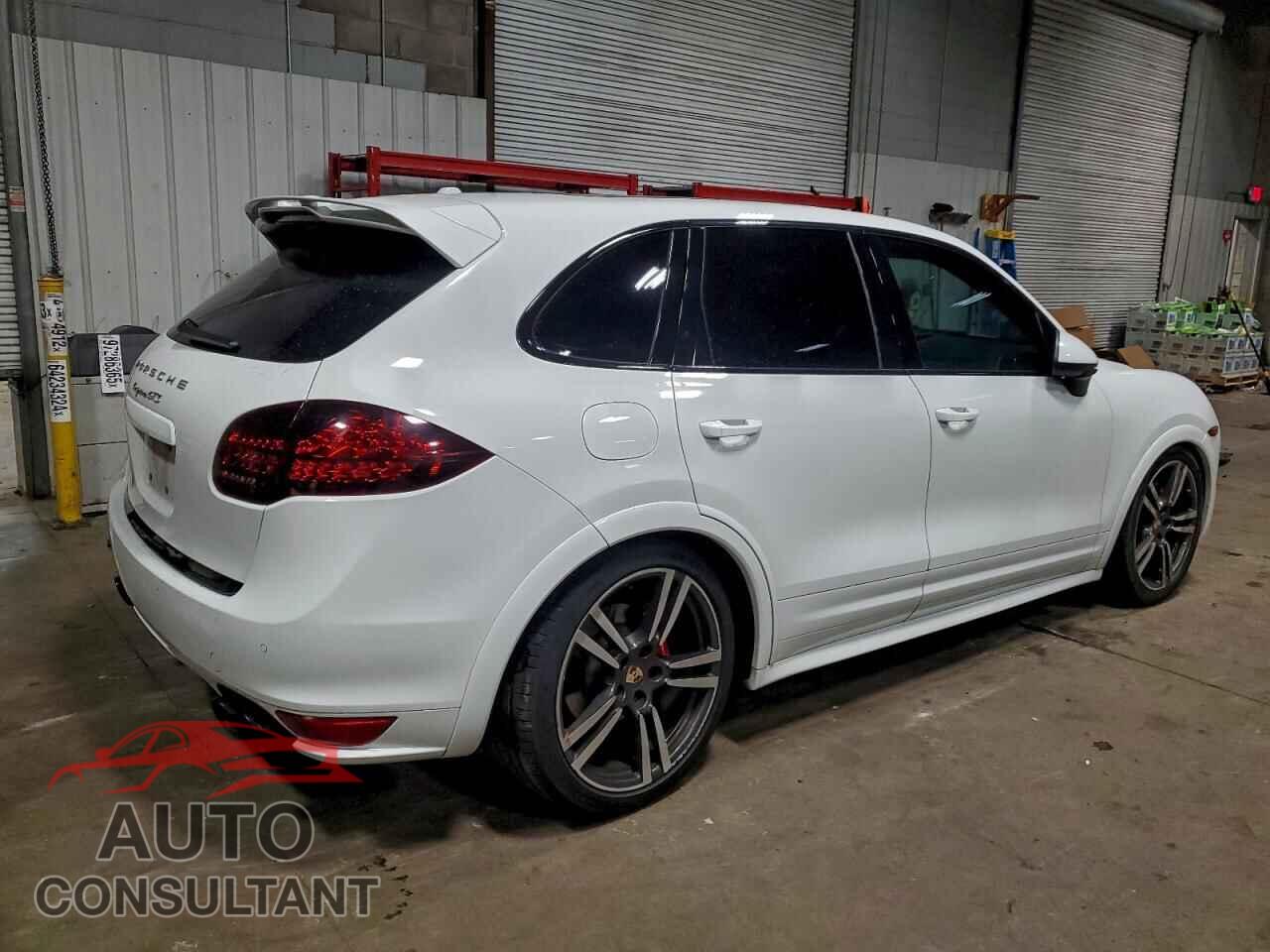 PORSCHE CAYENNE 2013 - WP1AD2A29DLA70653