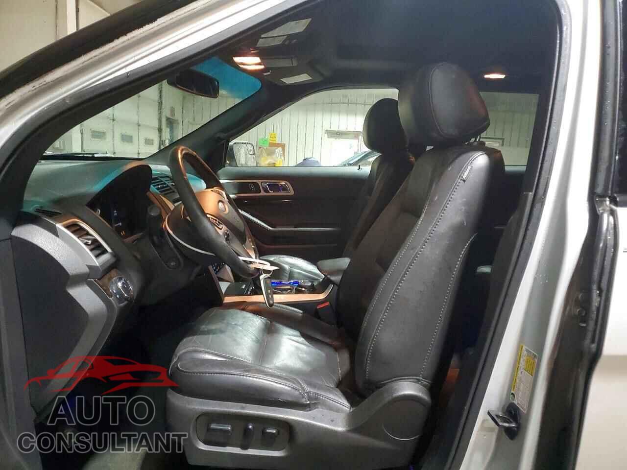 FORD EXPLORER 2015 - 1FM5K8F89FGA09657