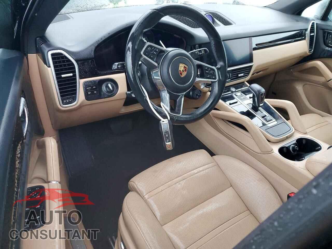 PORSCHE CAYENNE 2020 - WP1BA2AY9LDA47271