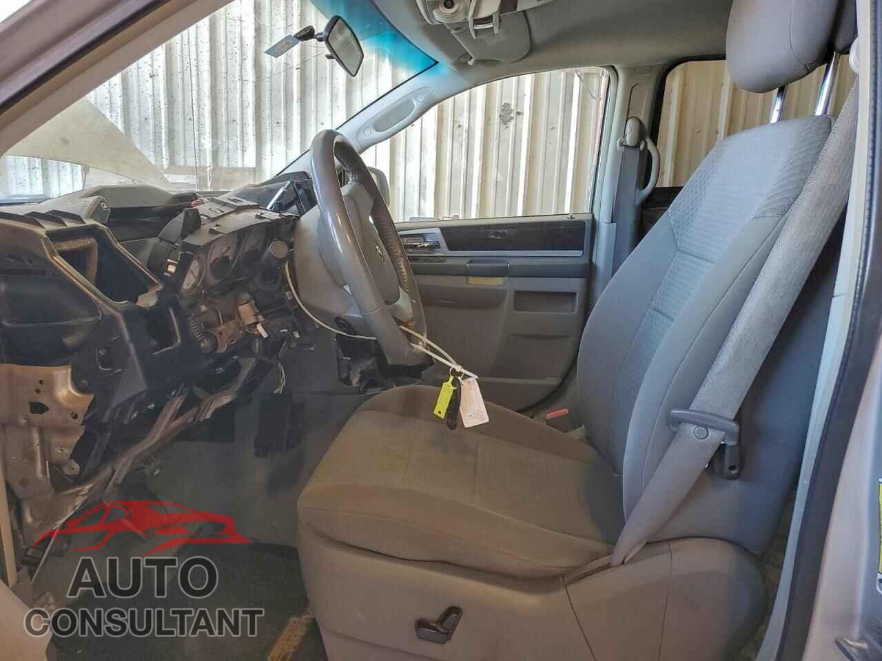 DODGE CARAVAN 2010 - 2D4RN5D18AR462096