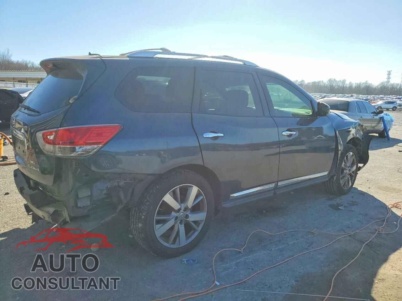 NISSAN PATHFINDER 2013 - 5N1AR2MM7DC679252
