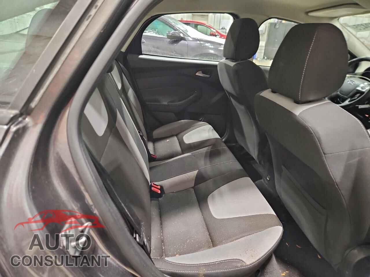 FORD FOCUS 2012 - 1FAHP3F26CL474097