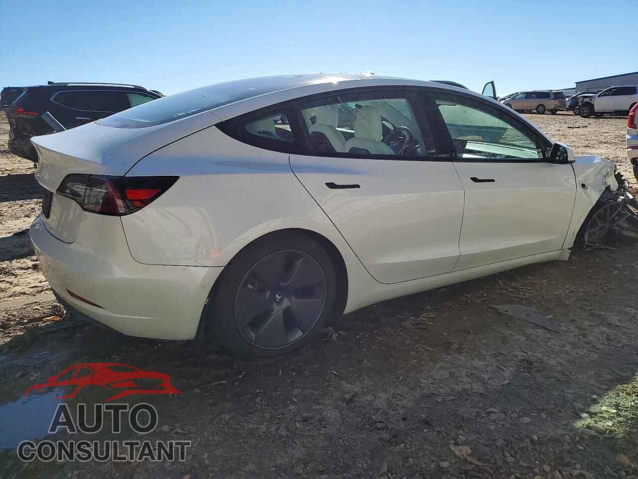 TESLA MODEL 3 2021 - 5YJ3E1EA4MF840845