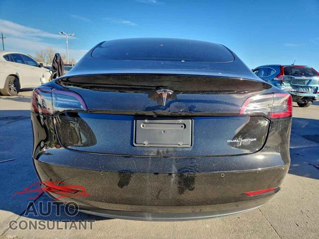 TESLA MODEL 3 2021 - 5YJ3E1EB6MF015124