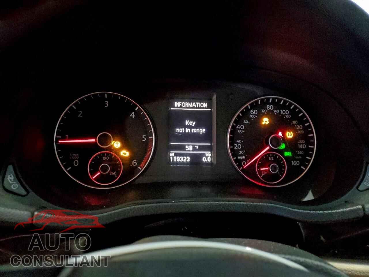 VOLKSWAGEN PASSAT 2014 - 1VWCN7A39EC105302