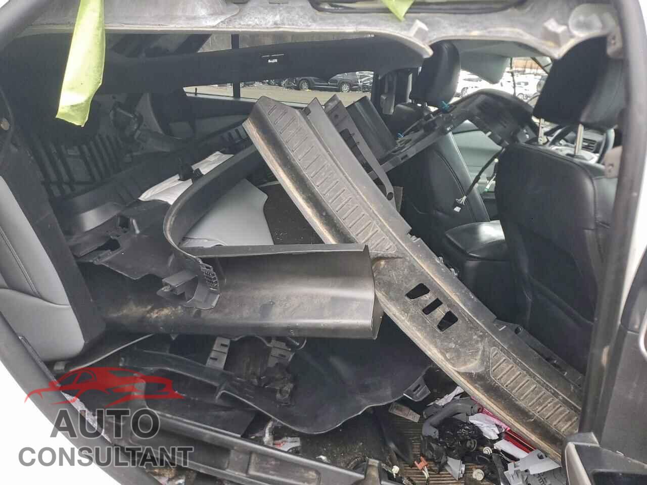 FORD EXPLORER 2021 - 1FMSK8DH9MGC11529
