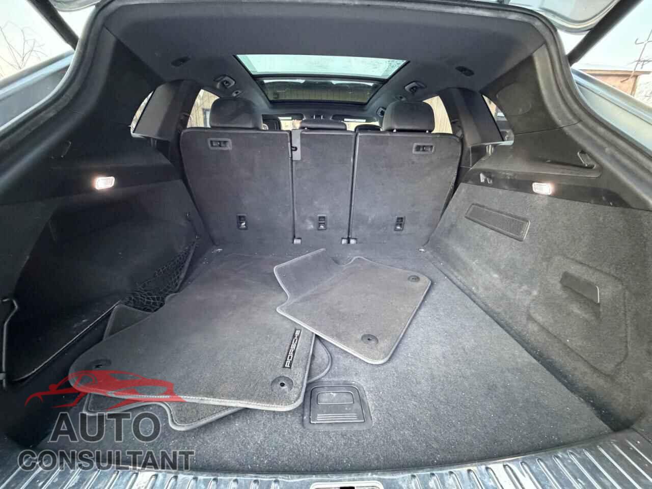 PORSCHE CAYENNE 2020 - WP1AA2AY0LDA09682