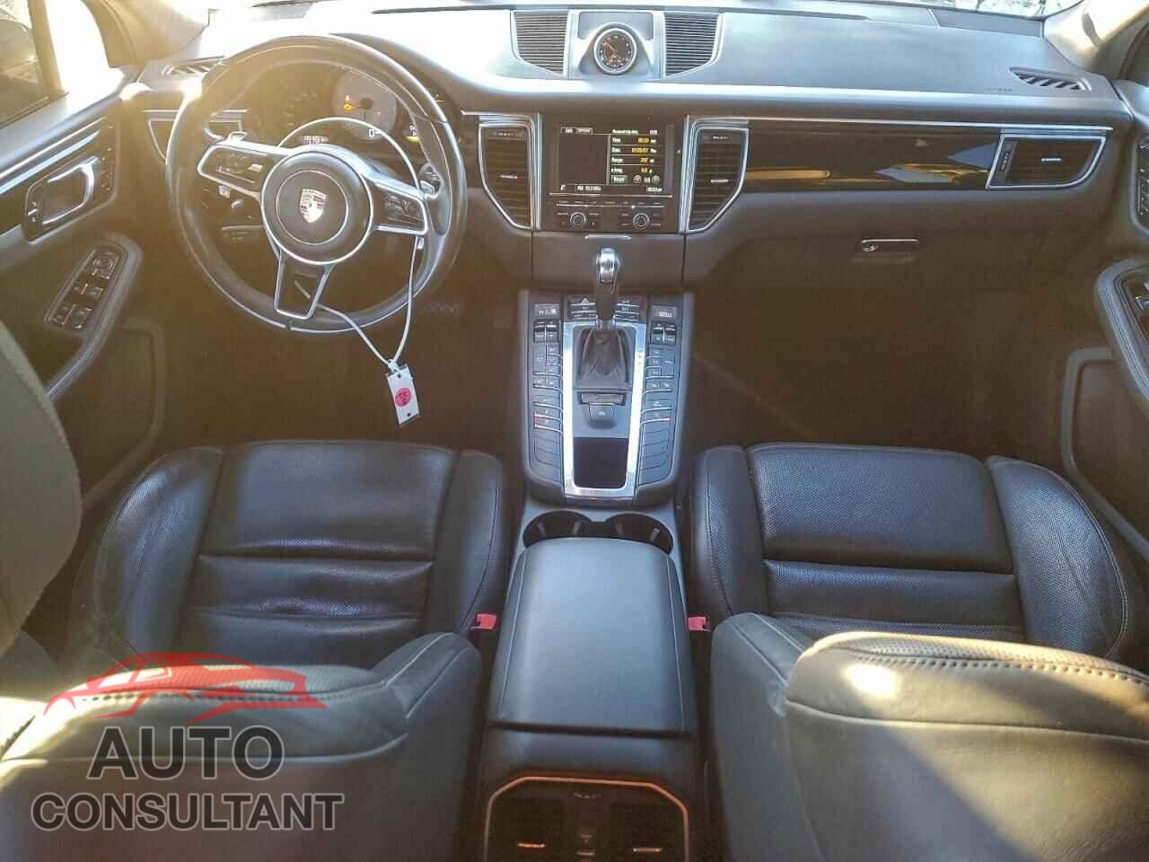 PORSCHE MACAN 2016 - WP1AB2A59GLB49907