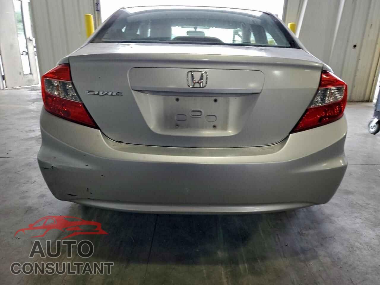 HONDA CIVIC 2012 - 2HGFB2F53CH565816