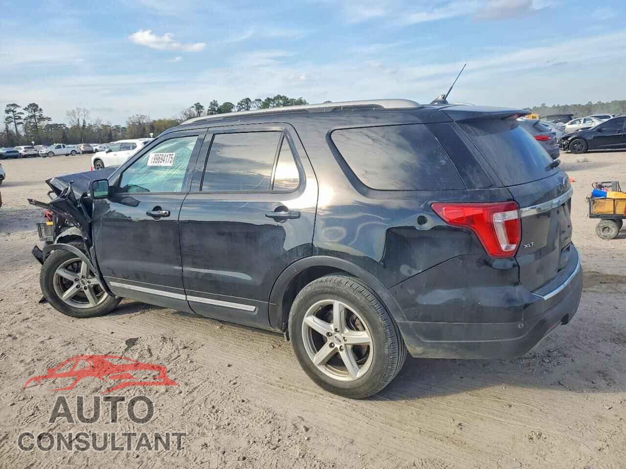 FORD EXPLORER 2018 - 1FM5K7D82JGA28637