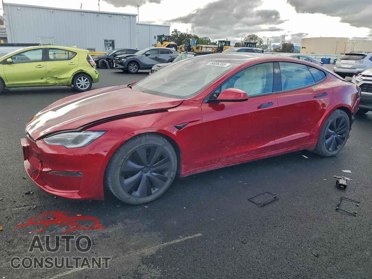 TESLA MODEL S 2023 - 5YJSA1E5XPF528852