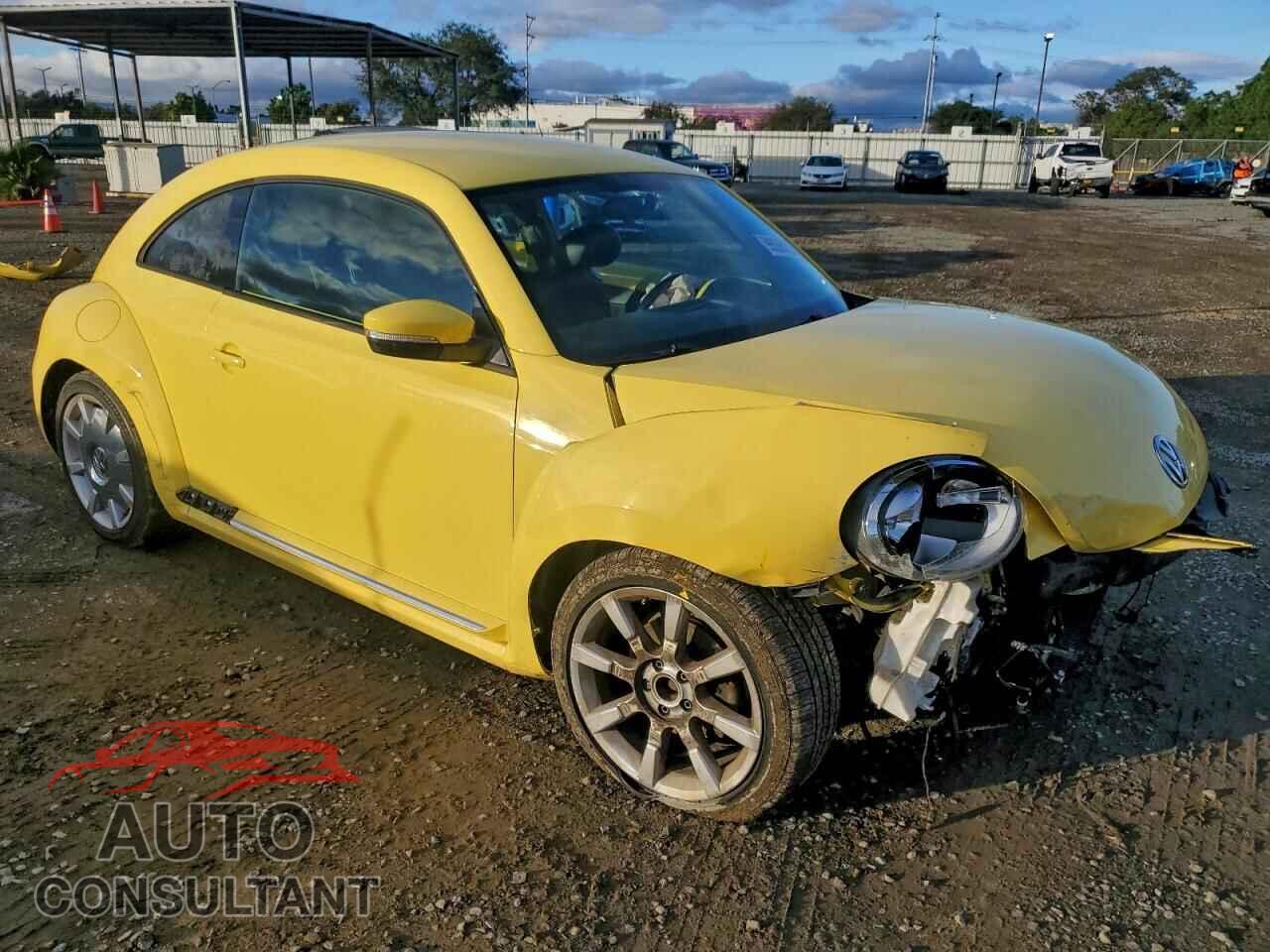VOLKSWAGEN BEETLE 2012 - 3VWJP7AT3CM606408