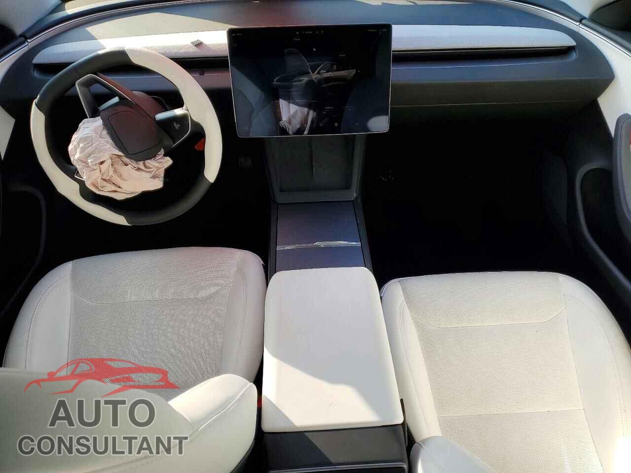 TESLA MODEL 3 2025 - 5YJ3E1EA9SF051510