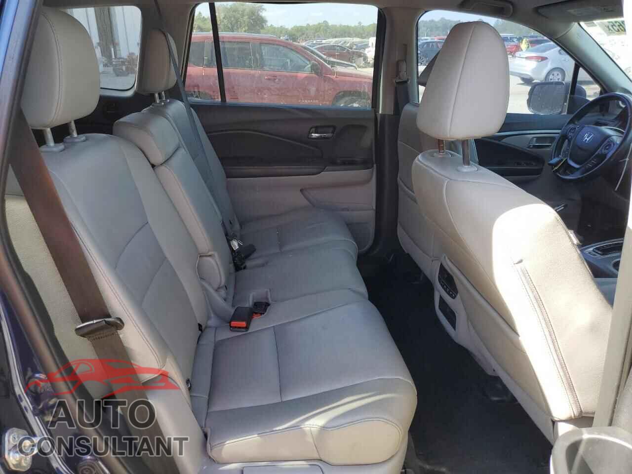 HONDA PILOT 2016 - 5FNYF6H6XGB014254