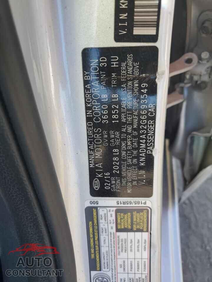 KIA RIO 2016 - KNADM4A32G6693549