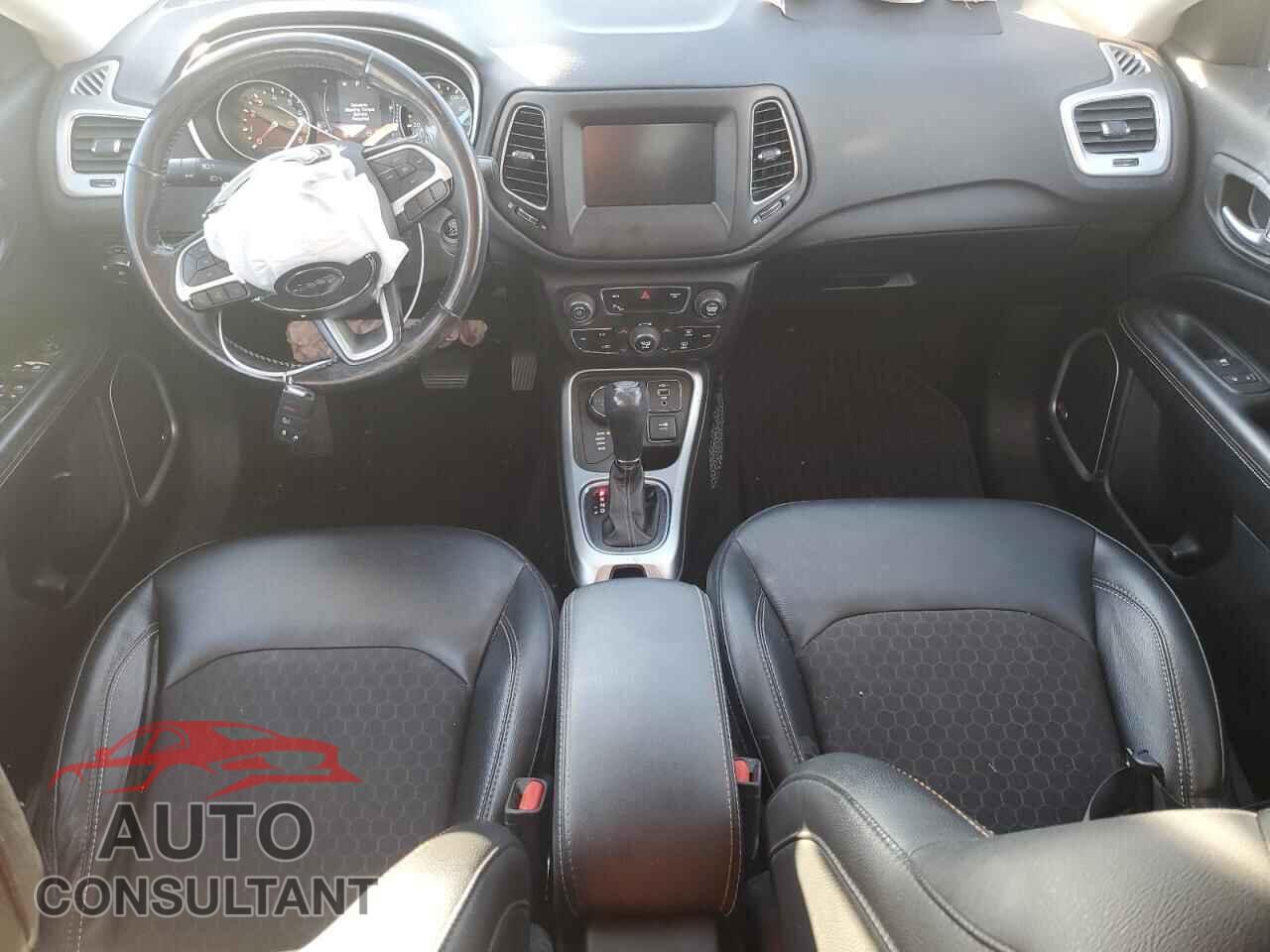 JEEP COMPASS 2019 - 3C4NJDBB2KT839291