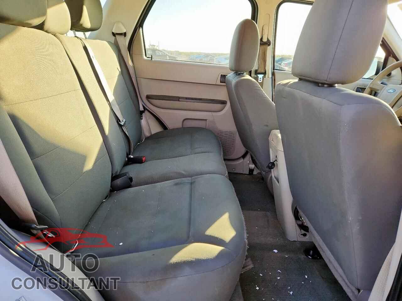 FORD ESCAPE 2011 - 1FMCU0C77BKB72295