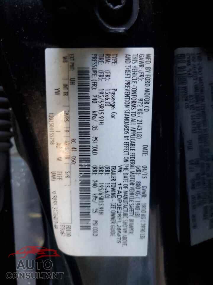 FORD FOCUS 2015 - 1FADP3E28FL286475