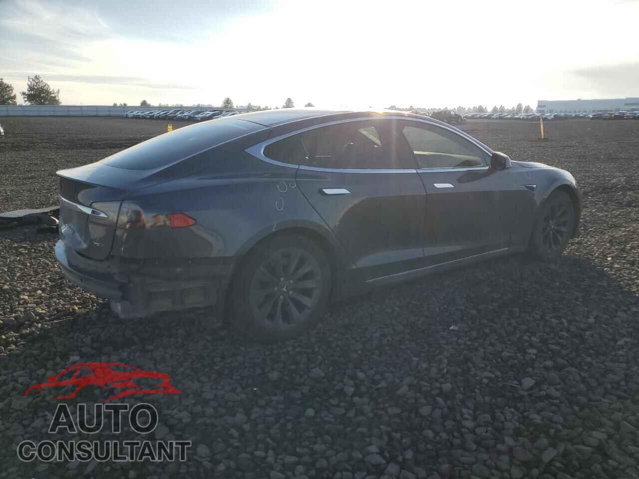 TESLA MODEL S 2017 - 5YJSA1E26HF218592