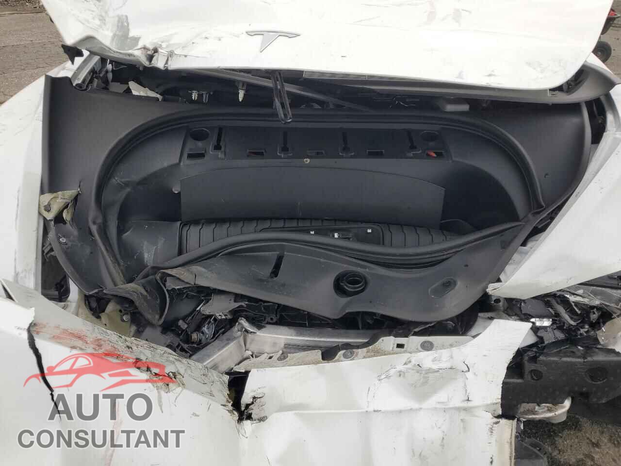 TESLA MODEL 3 2024 - 5YJ3E1EA5RF783949