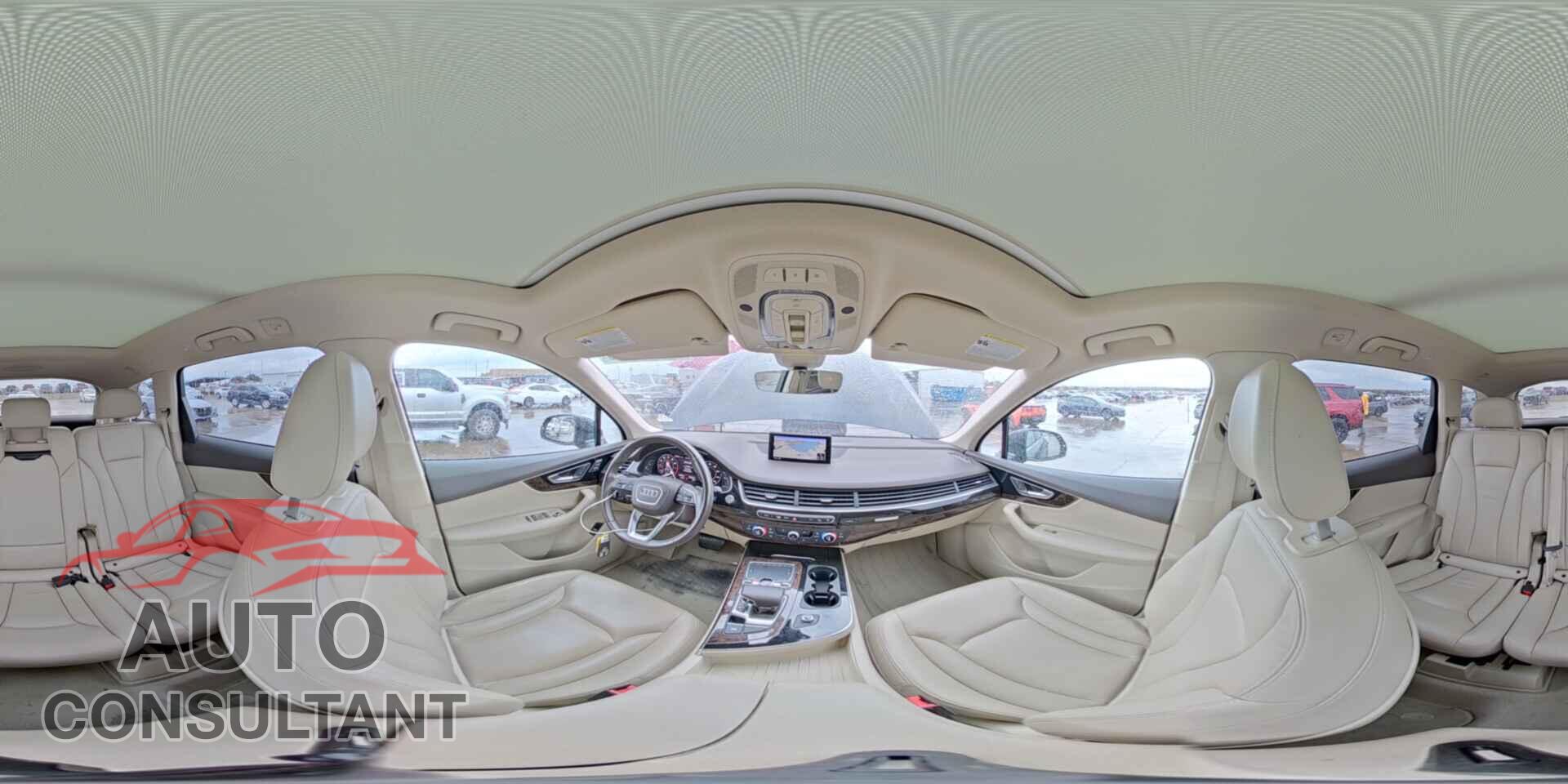 AUDI Q7 2017 - WA1LAAF70HD033115