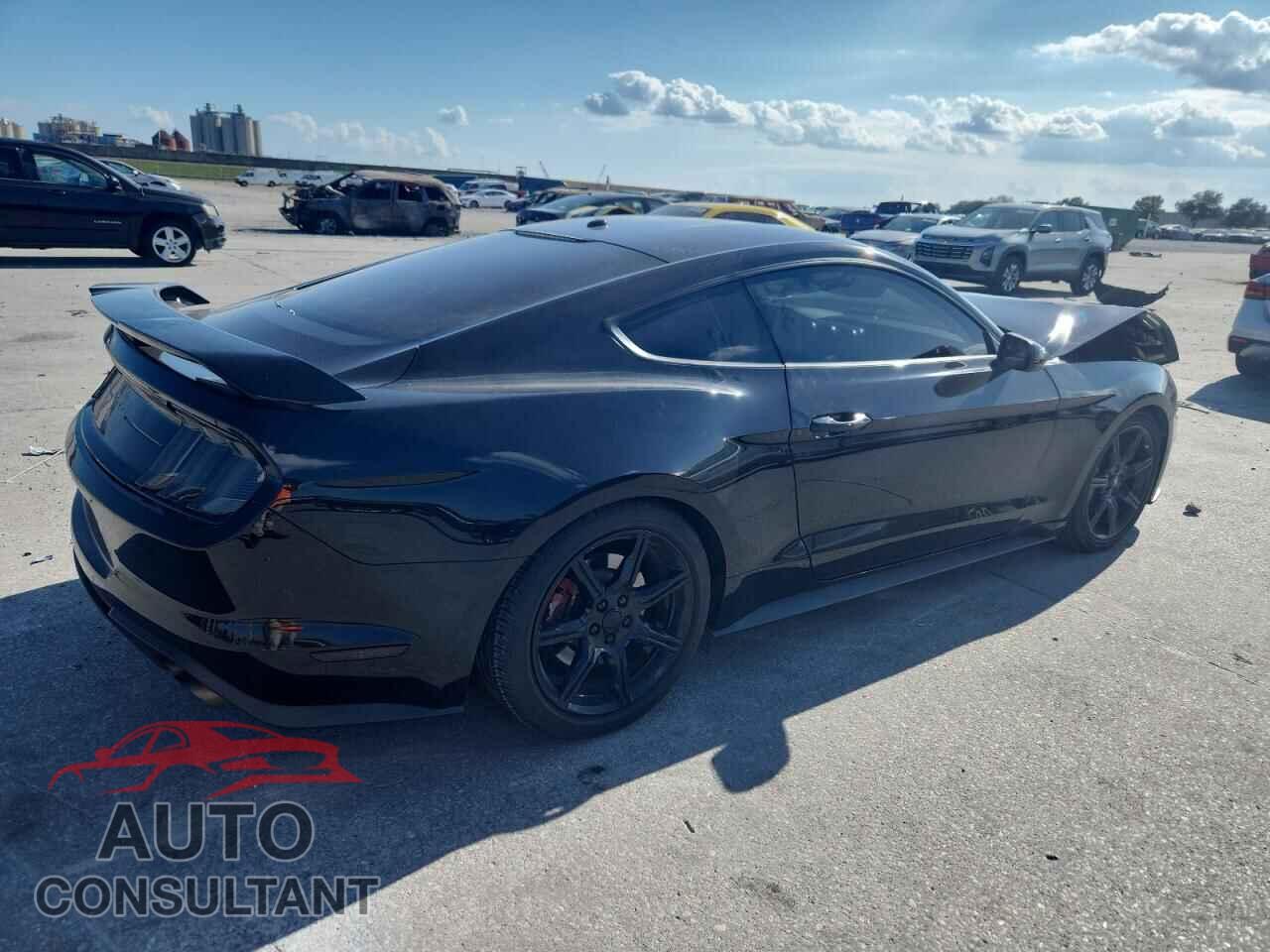 FORD MUSTANG 2019 - 1FA6P8CF1K5129431