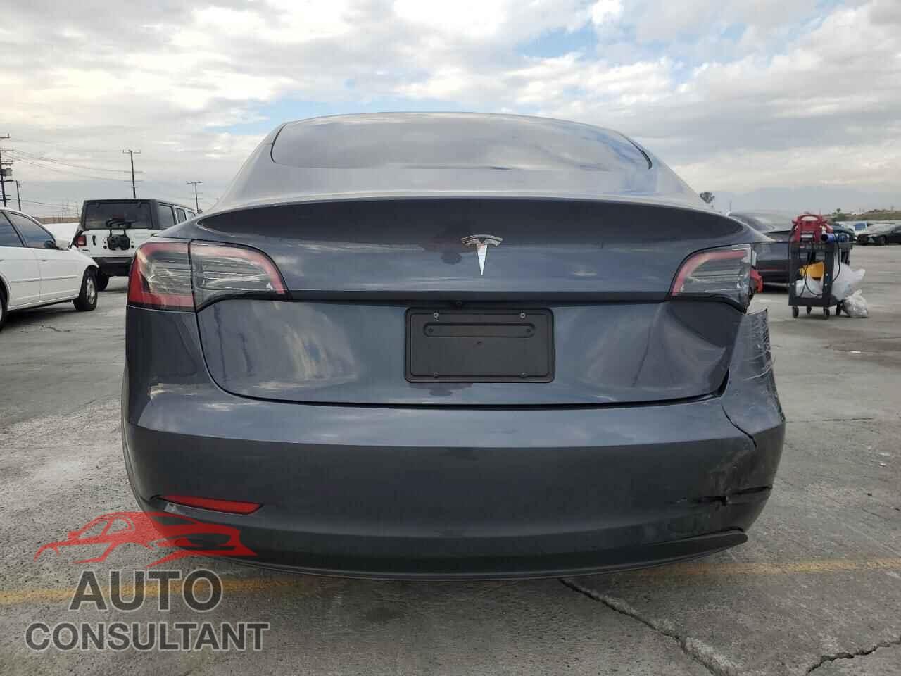TESLA MODEL 3 2023 - 5YJ3E1EA5PF614351
