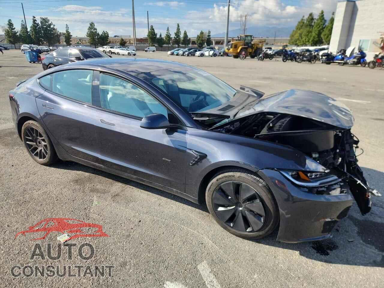 TESLA MODEL 3 2024 - 5YJ3E1EB6RF811010