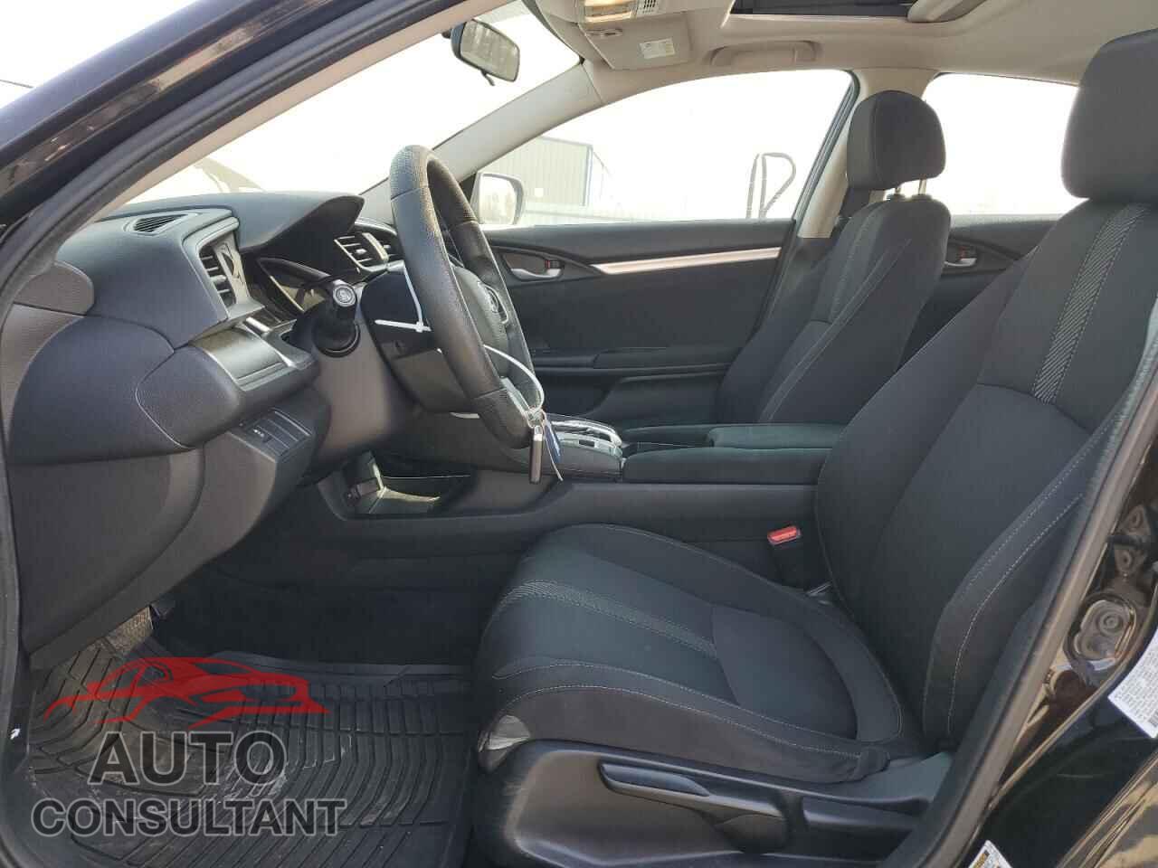 HONDA CIVIC 2017 - 2HGFC2F74HH548447