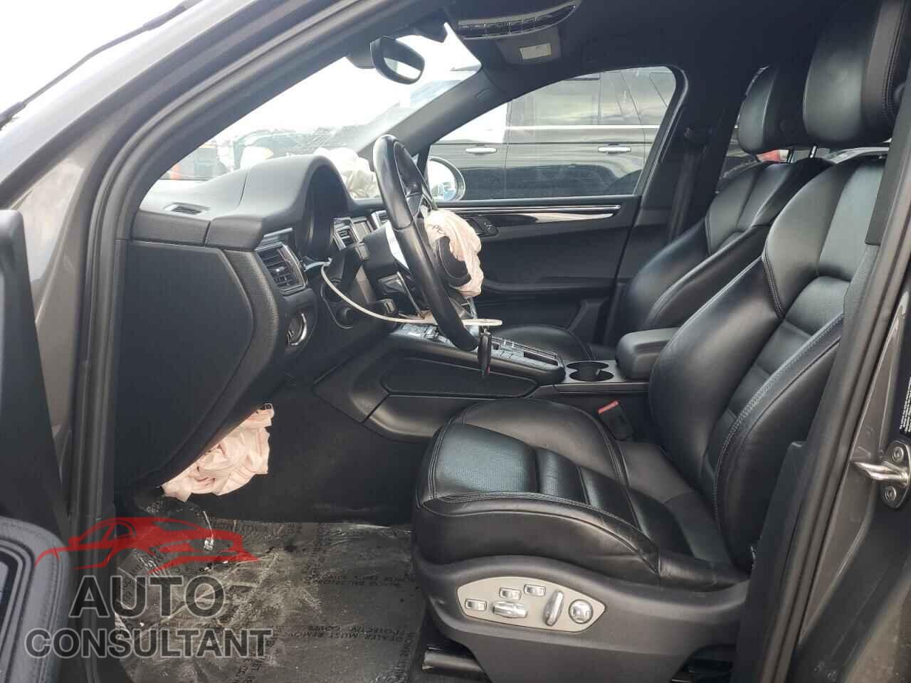 PORSCHE MACAN 2015 - WP1AB2A57FLB67272