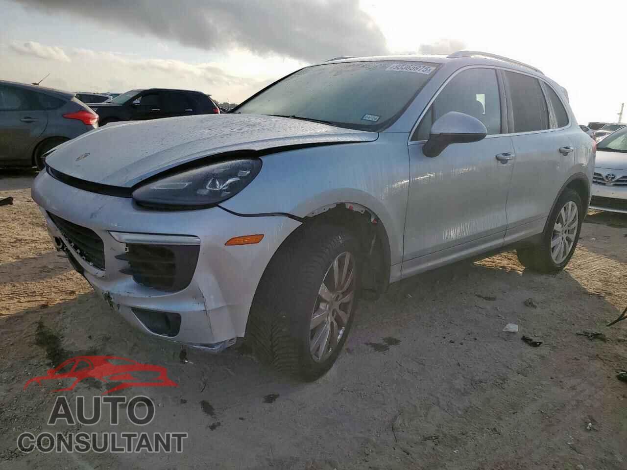 PORSCHE CAYENNE 2016 - WP1AA2A20GKA37141