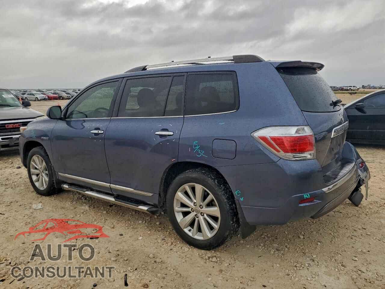 TOYOTA HIGHLANDER 2013 - JTEDC3EHXD2014471