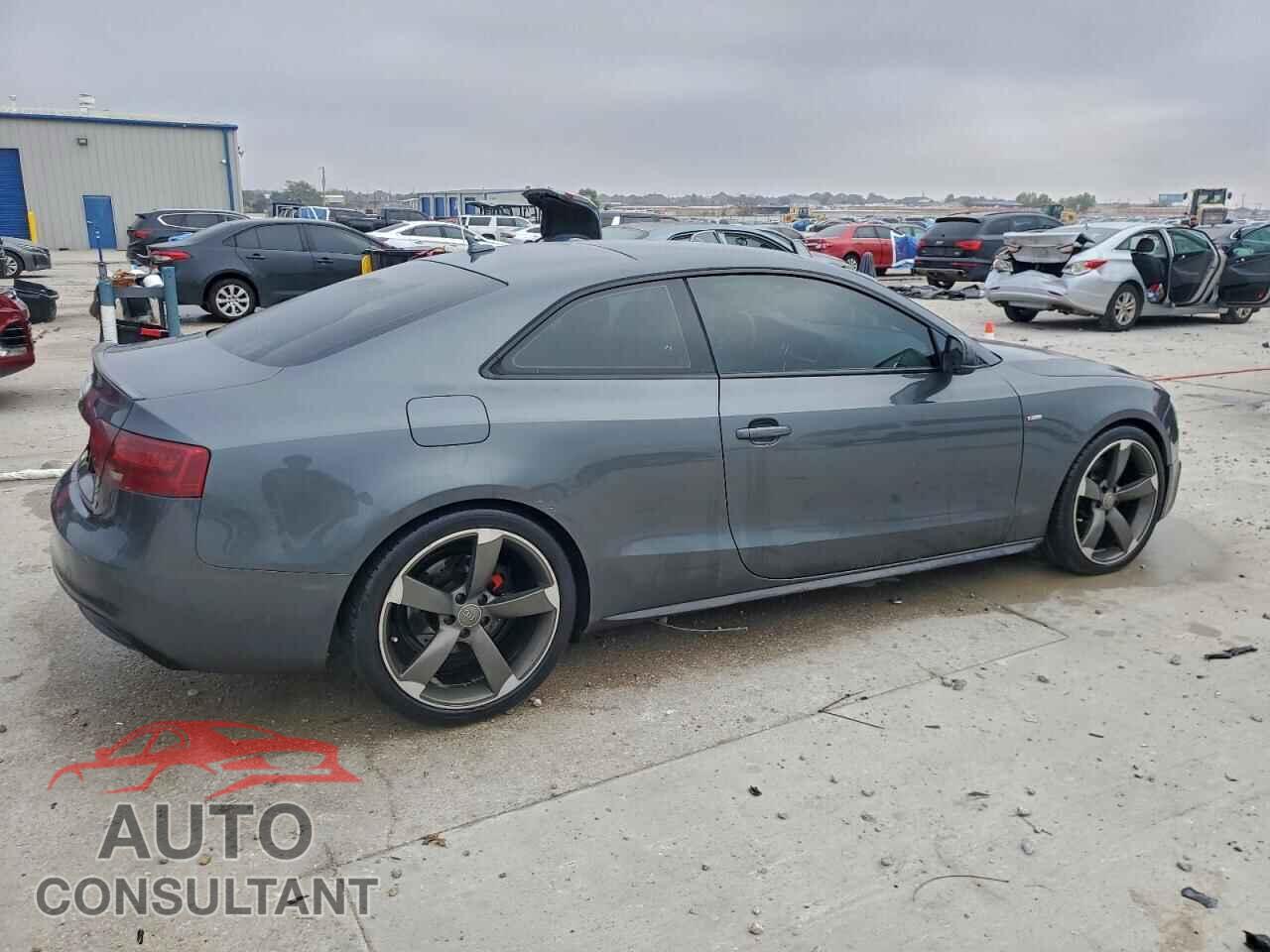 AUDI A5 2014 - WAUSFAFR7EA003432